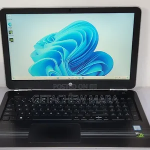 New Laptop HP Pavilion 15 8GB Intel Core I5 SSD 256GB