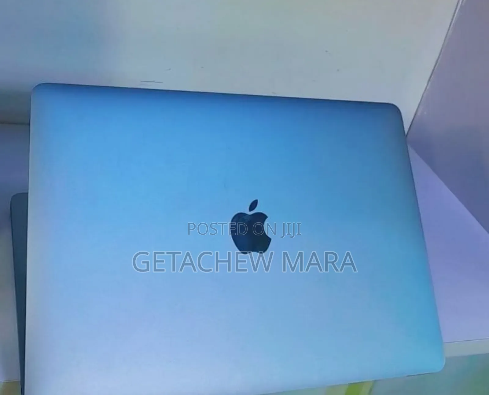 New Laptop Apple MacBook Air 2020 M1 8GB Intel Core I7 SSD 256GB
