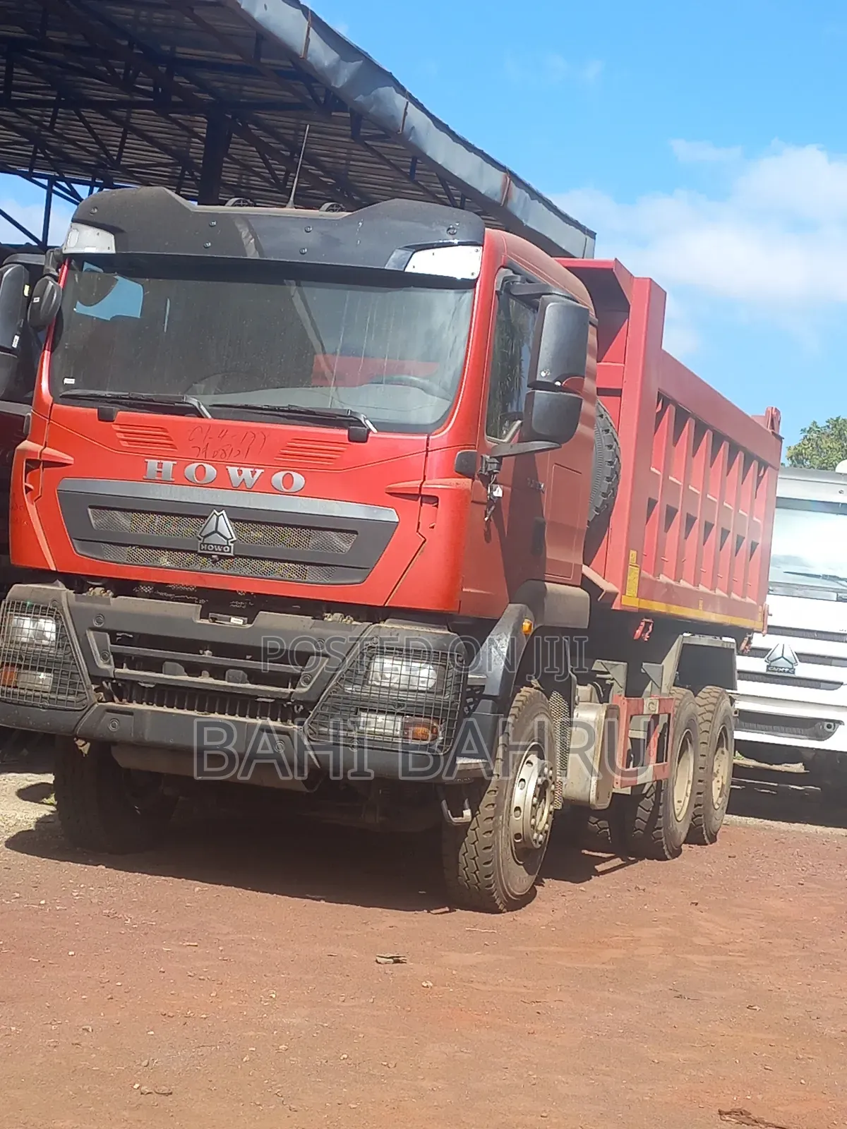 New Sinotruk Howo 2025 Red