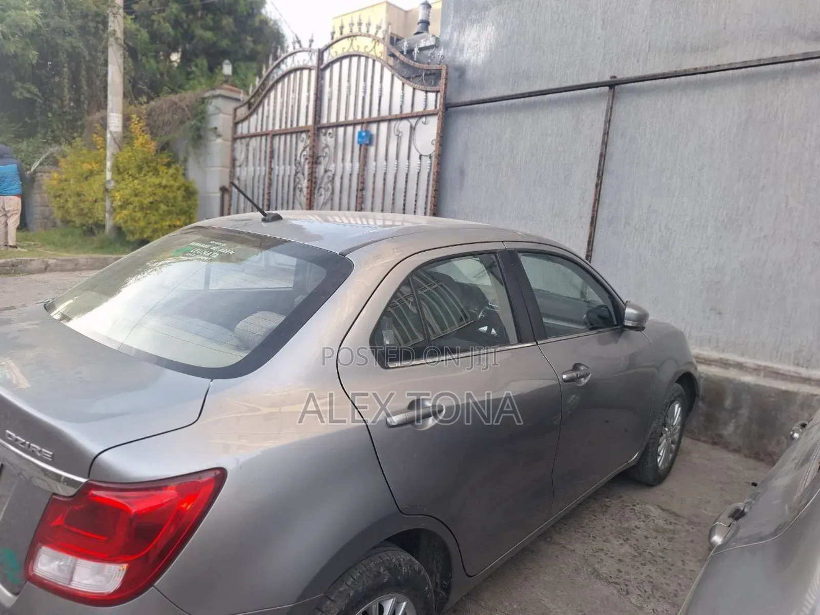 Suzuki Dzire 2022 Silver