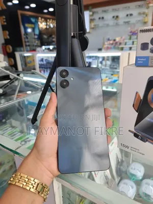 New Samsung Galaxy A06 64 GB Black