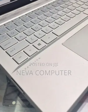 New Laptop HP Pavilion 15 8GB Intel Core I5 SSD 512GB