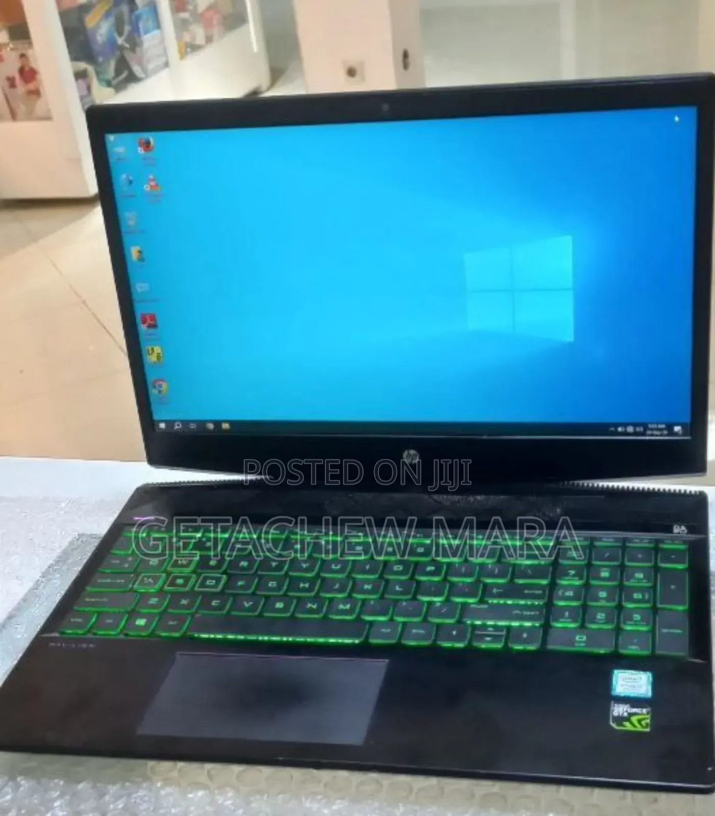 New Laptop HP Pavilion 15 8GB Intel Core I7 SSD 256GB