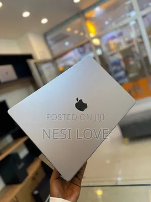 New Laptop Apple MacBook Pro M1 16GB SSD 512GB