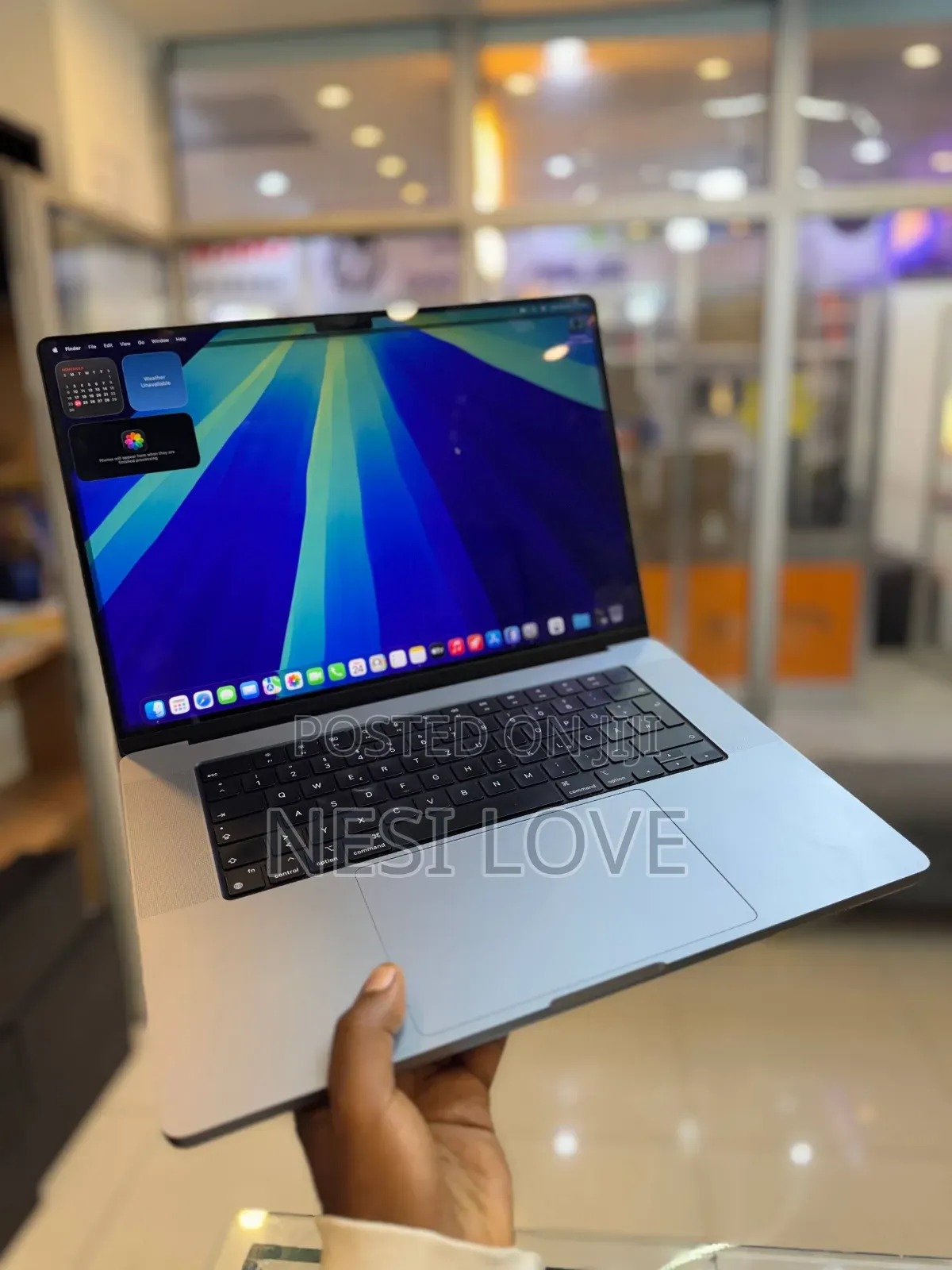 New Laptop Apple MacBook Pro M1 16GB SSD 512GB