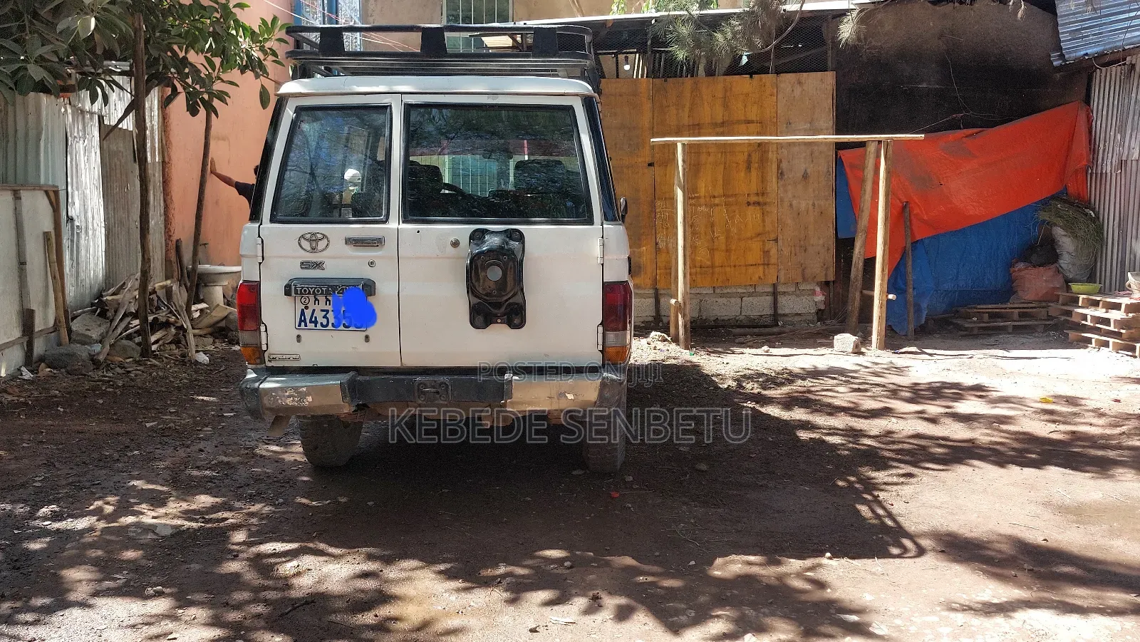 Toyota Land Cruiser 1991 White