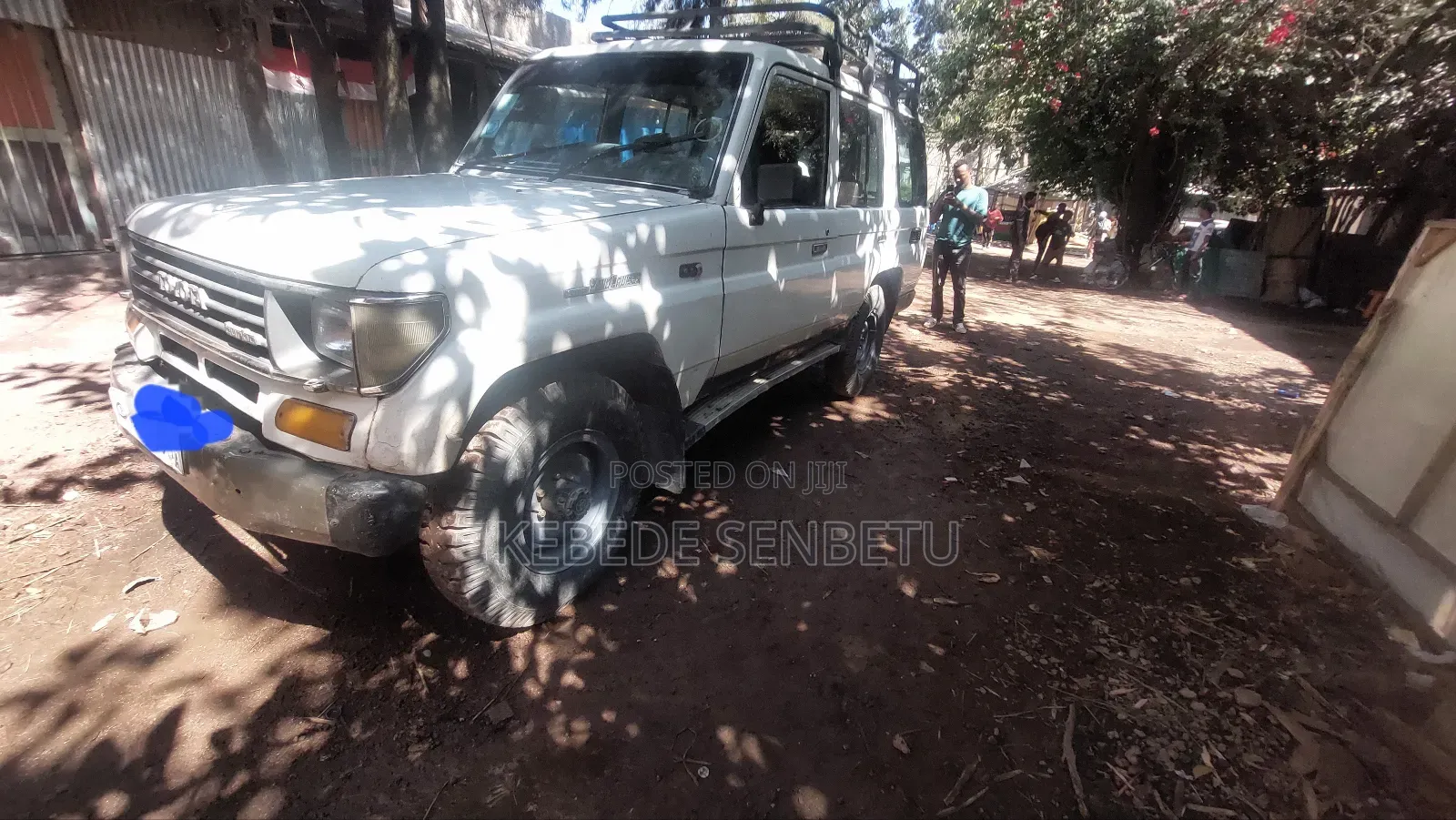 Toyota Land Cruiser 1991 White