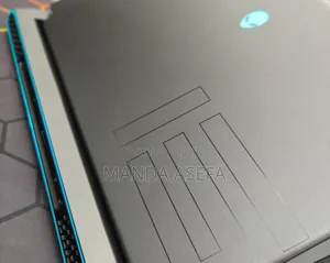 New Laptop Alienware M17x R2 16GB Intel Core I7 SSD 1T