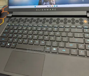 New Laptop Alienware M17x R2 16GB Intel Core I7 SSD 1T