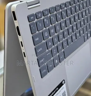 New Laptop HP OmniBook 5 14" 16GB Intel Core I7 SSD 1T