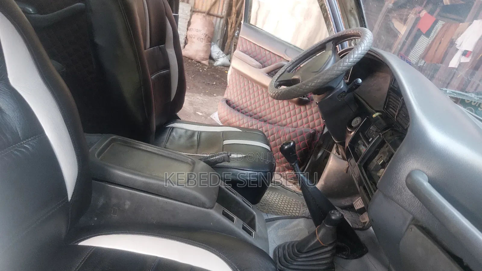 Toyota Land Cruiser HDJ 100 1998 Gray