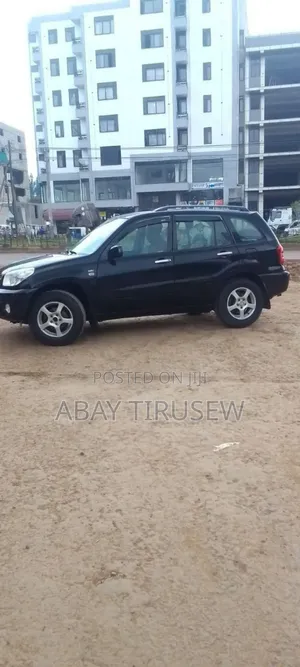 Photo - Toyota RAV4 2005 Black
