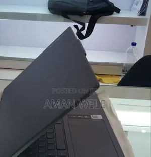 New Laptop Lenovo Yoga 7i 16GB Intel Core Ultra 7 SSD 1T