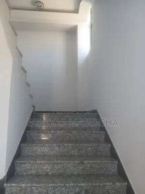 Furnished 8bdrm House in Yeka for sale