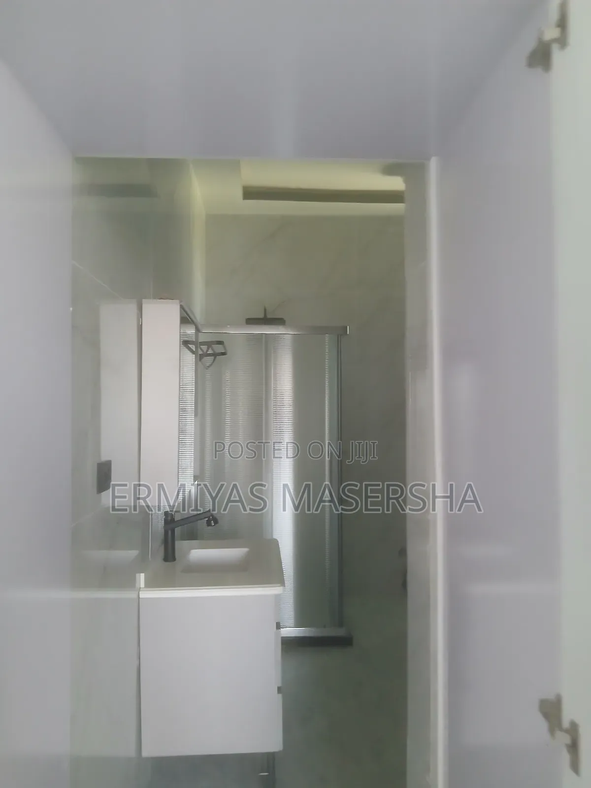 Furnished 8bdrm House in Yeka for sale