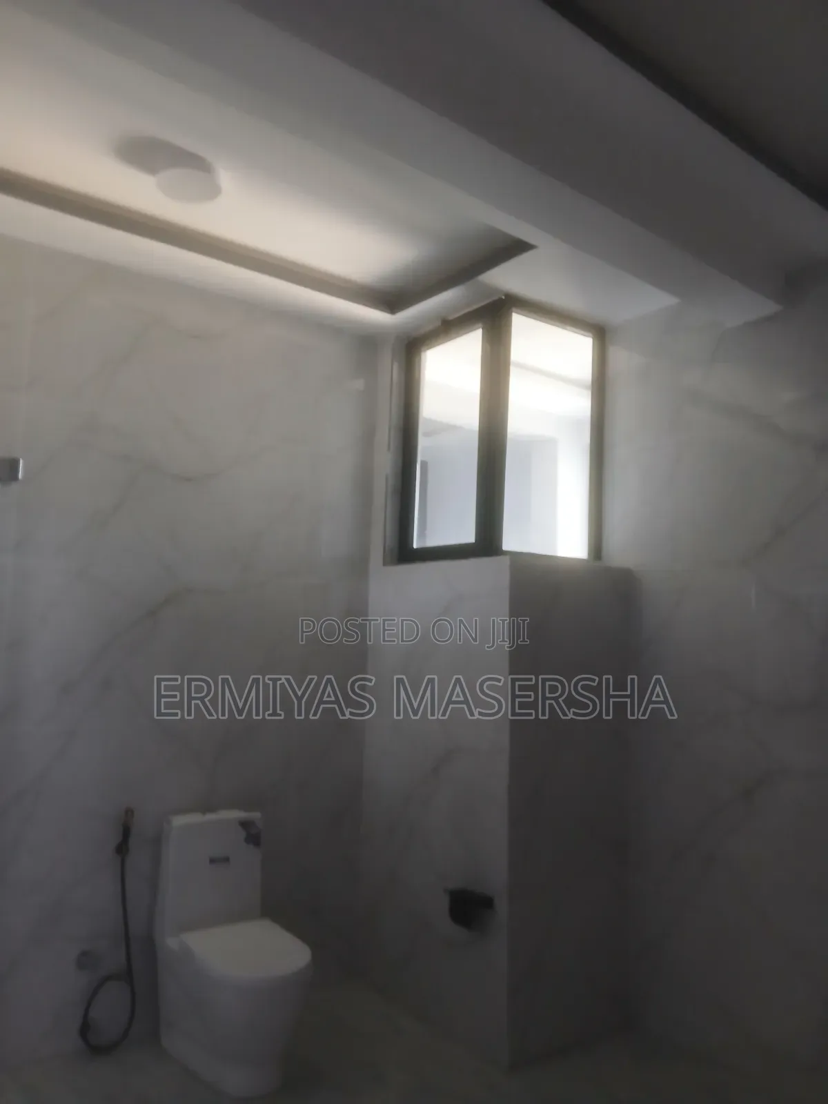 Furnished 8bdrm House in Yeka for sale