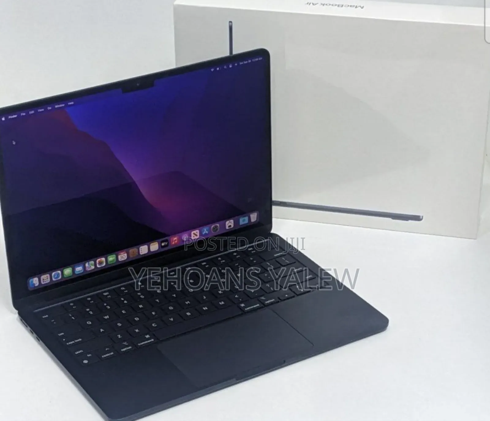 New Laptop Apple MacBook Air 2022 M2 8GB Apple M2 SSD 512GB