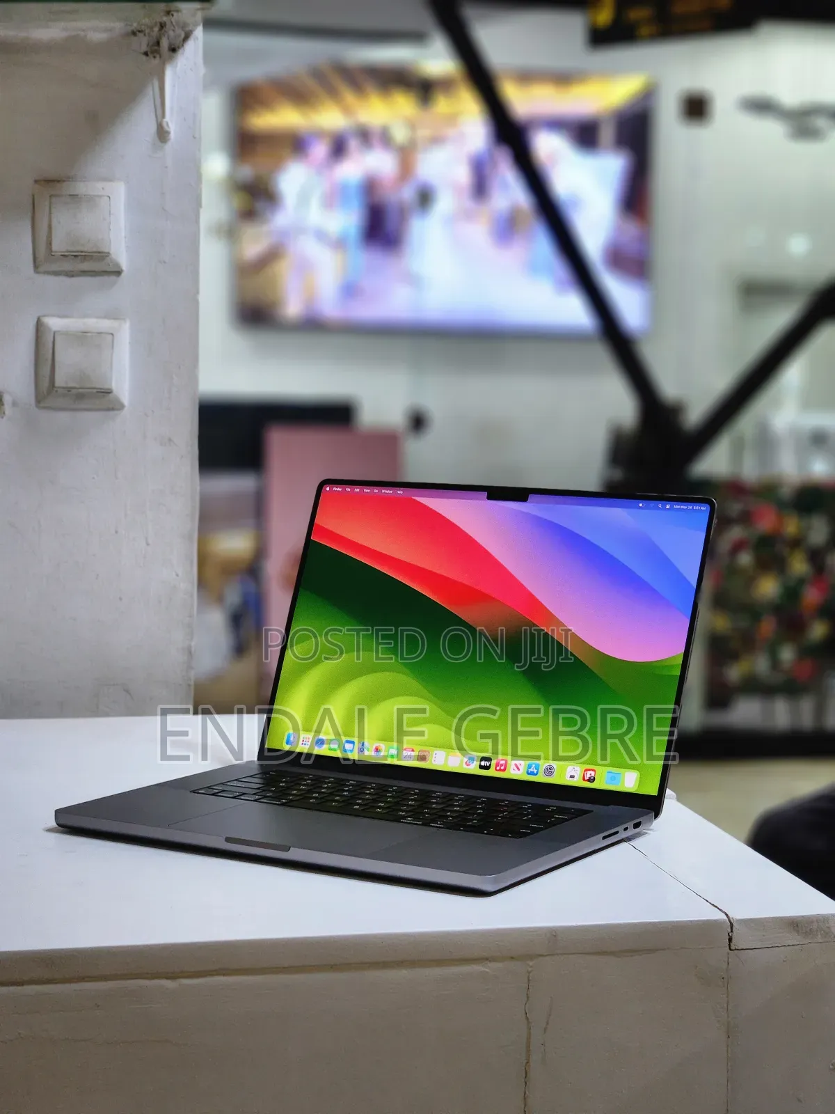 New Laptop Apple MacBook Pro 2021 M1 32GB Apple M1 Max SSD 512GB