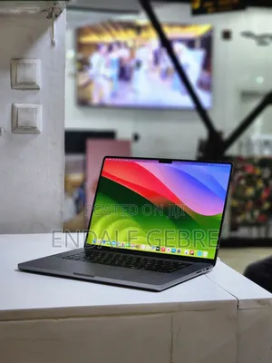 New Laptop Apple MacBook Pro 2021 M1 32GB Apple M1 Max SSD 512GB