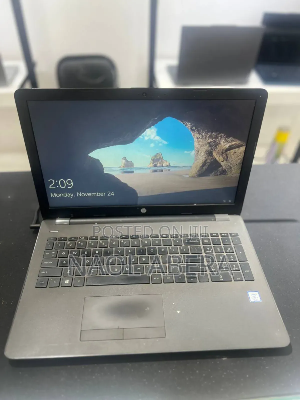 Laptop HP 250 G6 8GB Intel Core I5 HDD 1T
