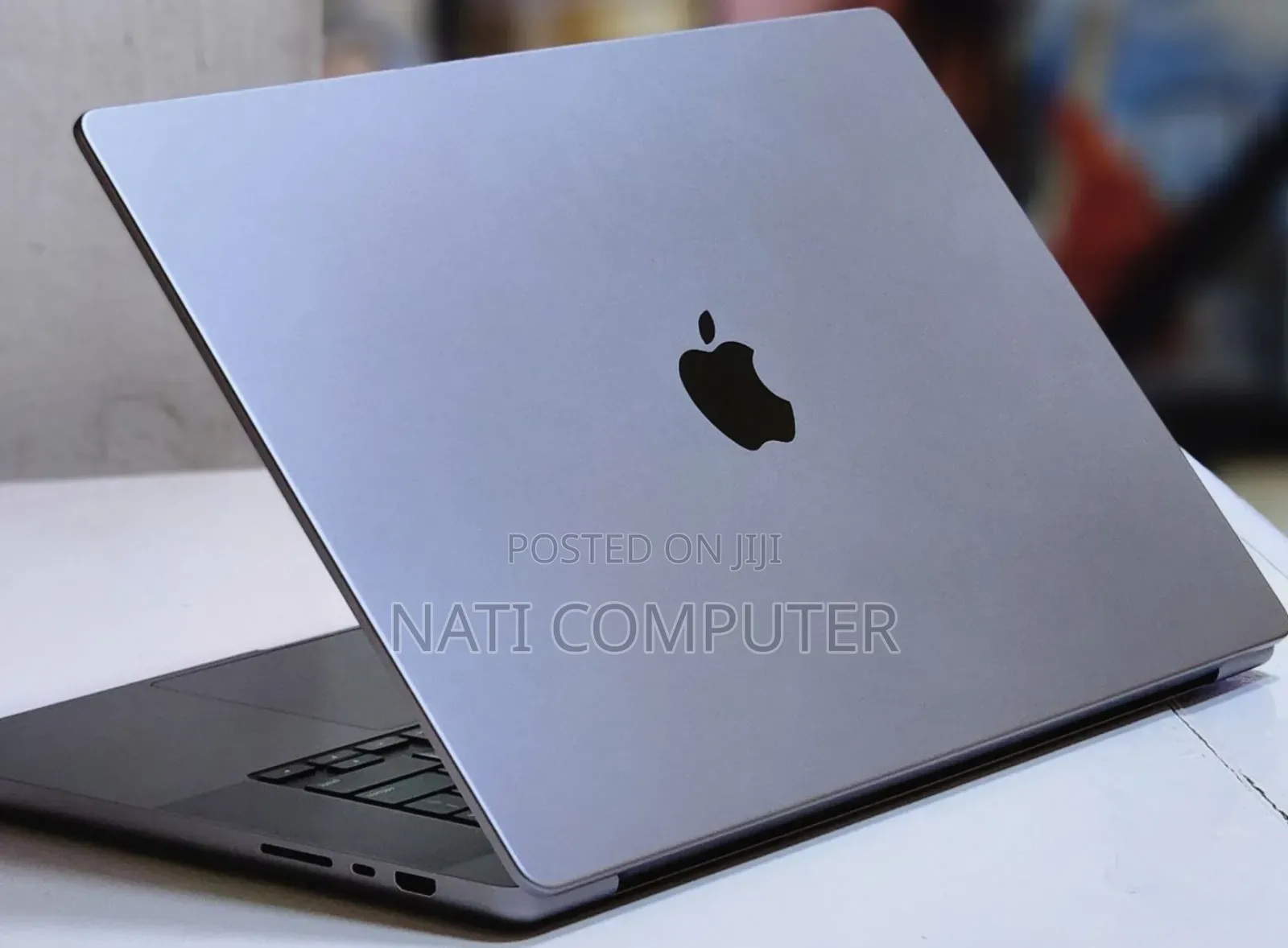 New Laptop Apple MacBook Pro M1 32GB Apple M1 Pro SSD 512GB