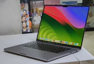 New Laptop Apple MacBook Pro M1 32GB Apple M1 Max SSD 512GB
