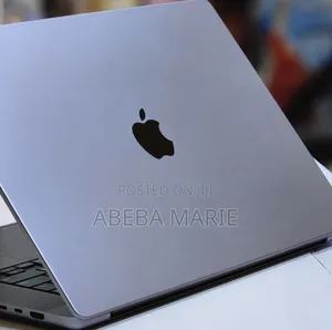 Photo - New Laptop Apple MacBook Pro 2021 M1 32GB Apple M1 Max SSD 512GB