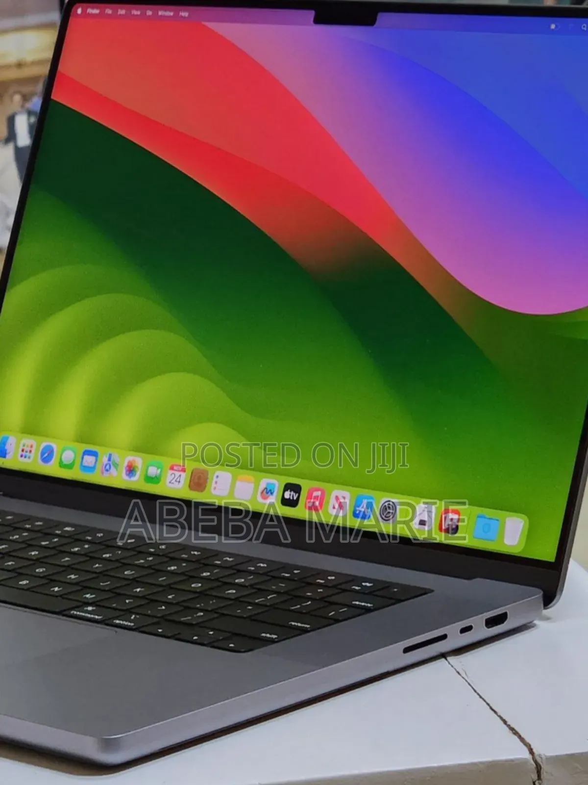 New Laptop Apple MacBook Pro 2021 M1 32GB Apple M1 Max SSD 512GB