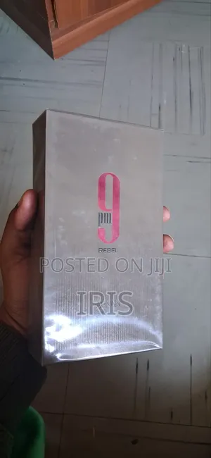 Photo - Afnan 9pm Rebel