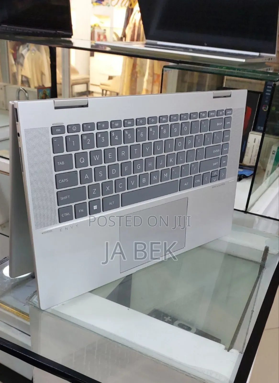 New Laptop HP Envy X360 16GB Intel Core I7 SSD 1T