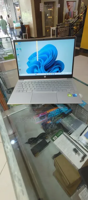 Photo - New Laptop HP Pavilion 15 16GB Intel Core I5 SSD 512GB