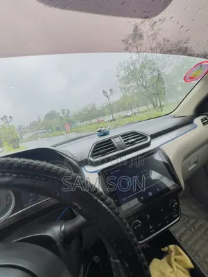 Suzuki Dzire 2021 Silver