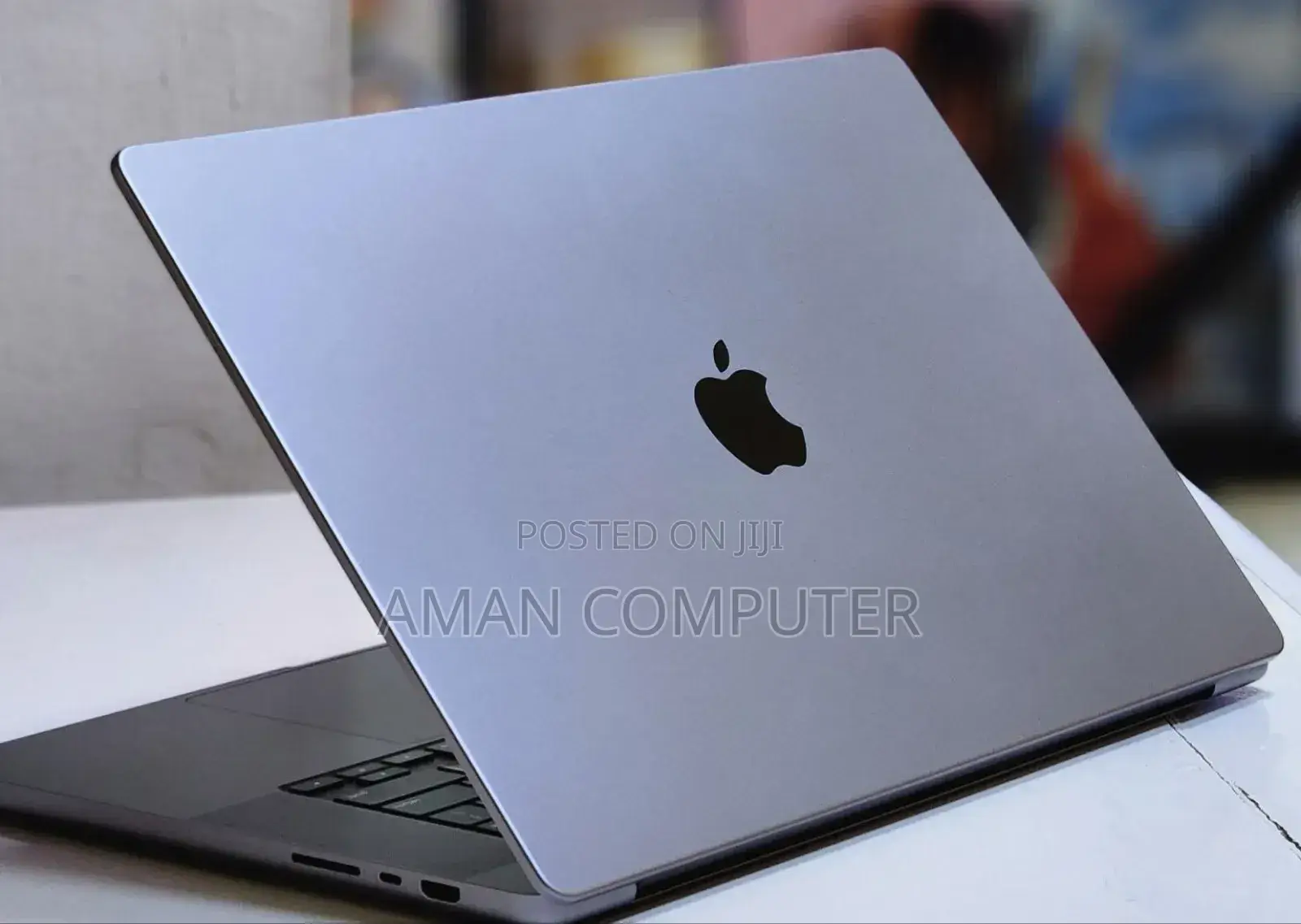 New Apple MacBook Pro Max 2023 M2 14-Inch 32GB Apple M1 SSD 512GB