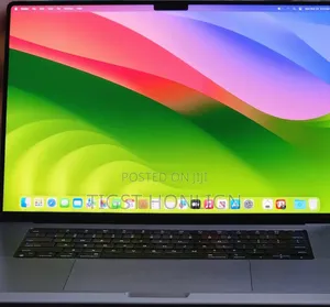 New Laptop Apple MacBook 32GB Apple M1 Max SSD 512GB