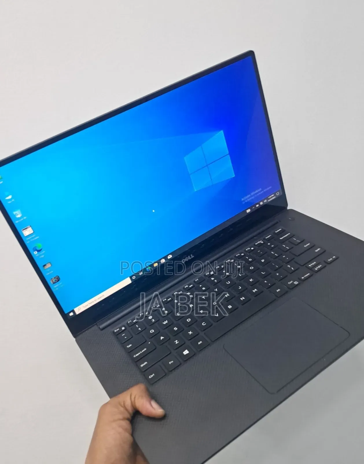 New Laptop Dell Precision 5520 16GB Intel Core I7 SSD 512GB