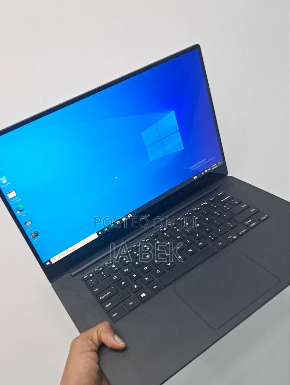 New Laptop Dell Precision 5520 16GB Intel Core I7 SSD 512GB