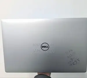 New Laptop Dell Precision 5520 16GB Intel Core I7 SSD 512GB