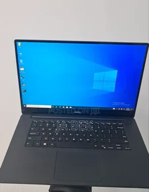 New Laptop Dell Precision 5520 16GB Intel Core I7 SSD 512GB