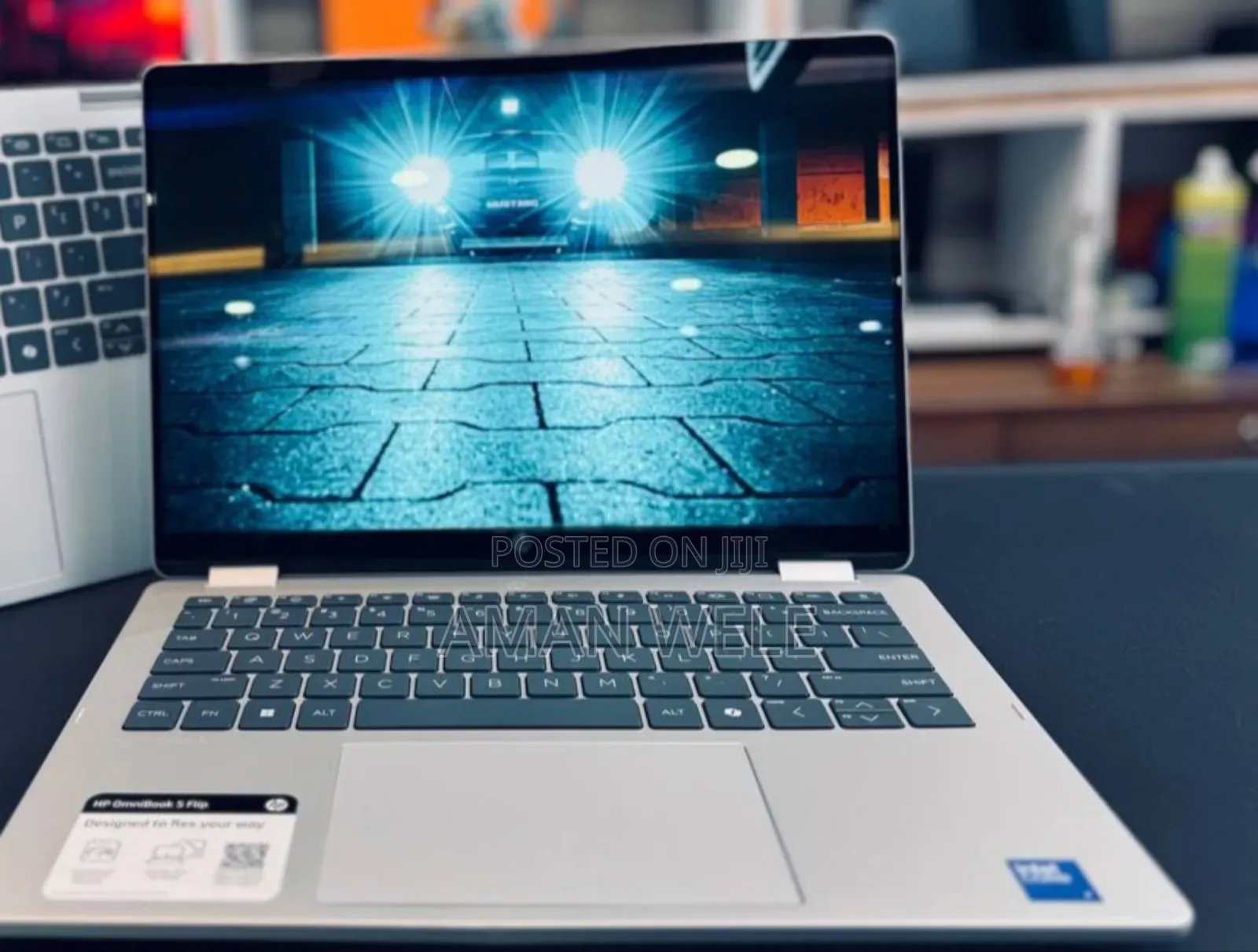 New Laptop HP OmniBook 5 Flip 16GB Intel Core I7 SSD 512GB