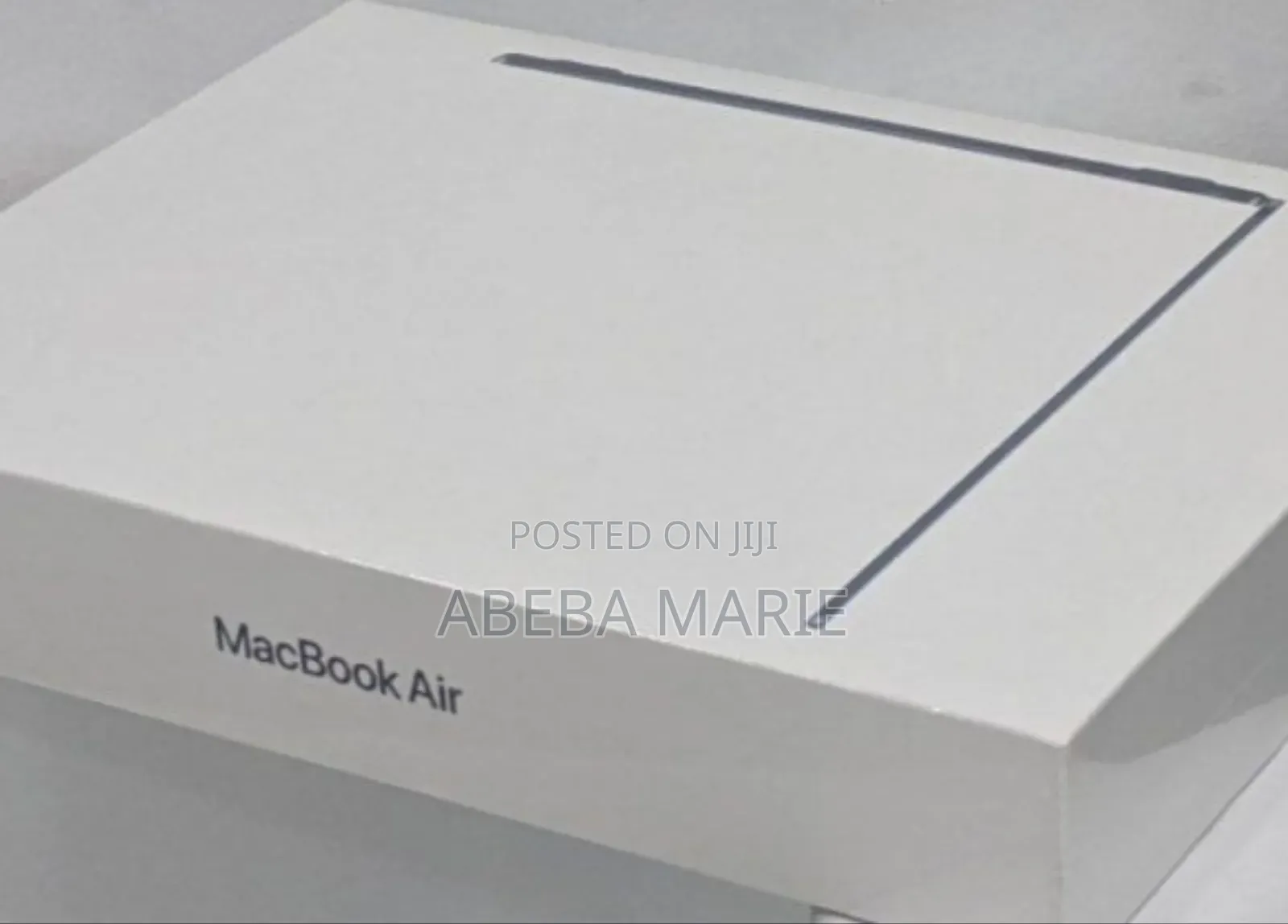 New Laptop Apple MacBook Air 2022 M2 8GB Apple M2 SSD 512GB