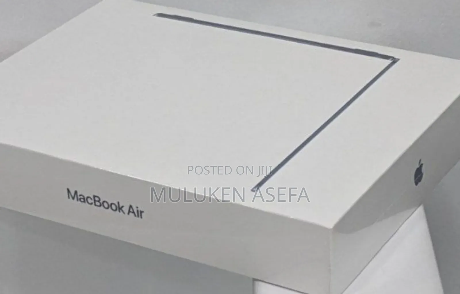 New Laptop Apple MacBook Pro 2022 M2 8GB Intel Core M2 SSD 512GB