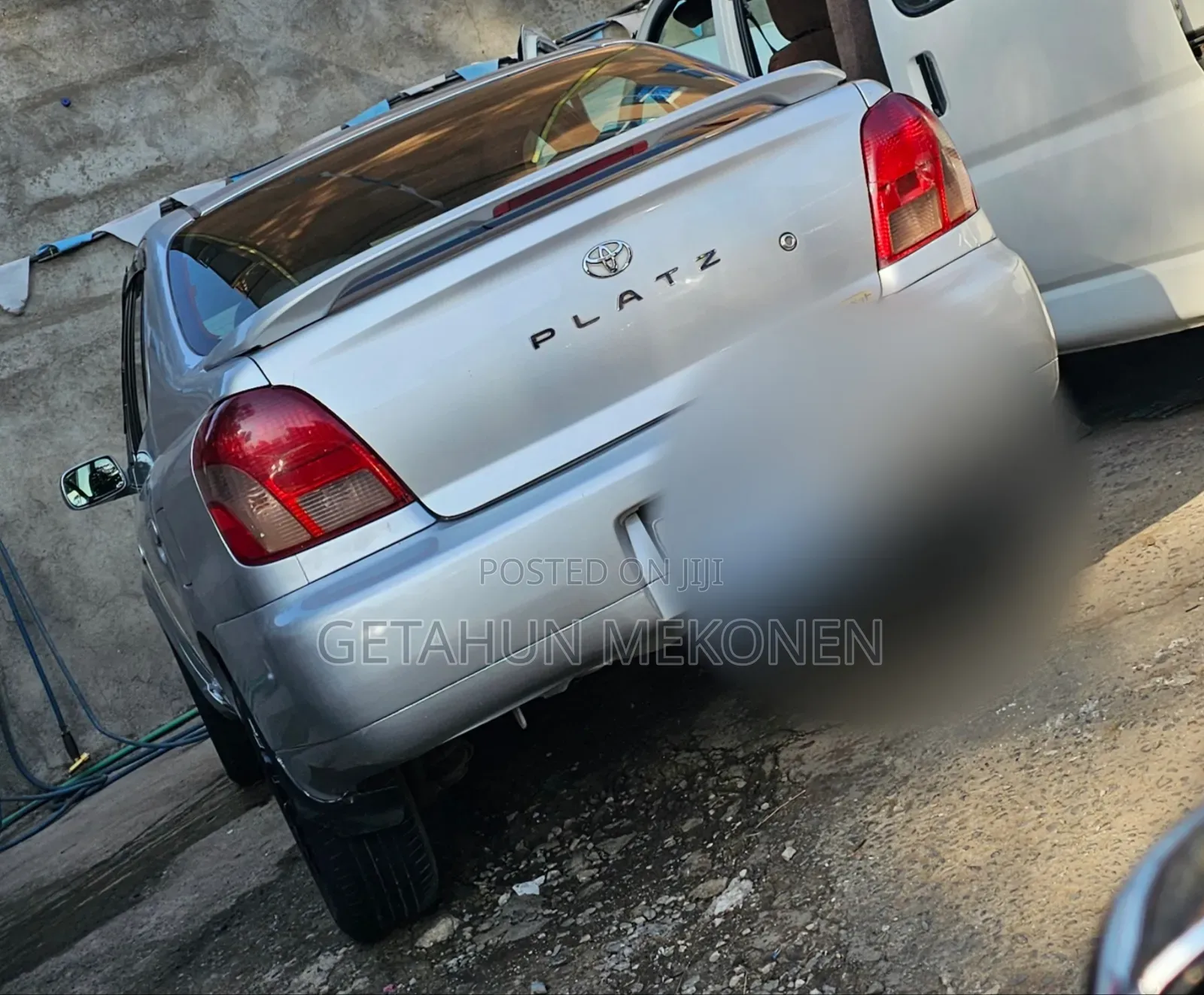 Toyota Platz 2001 Silver