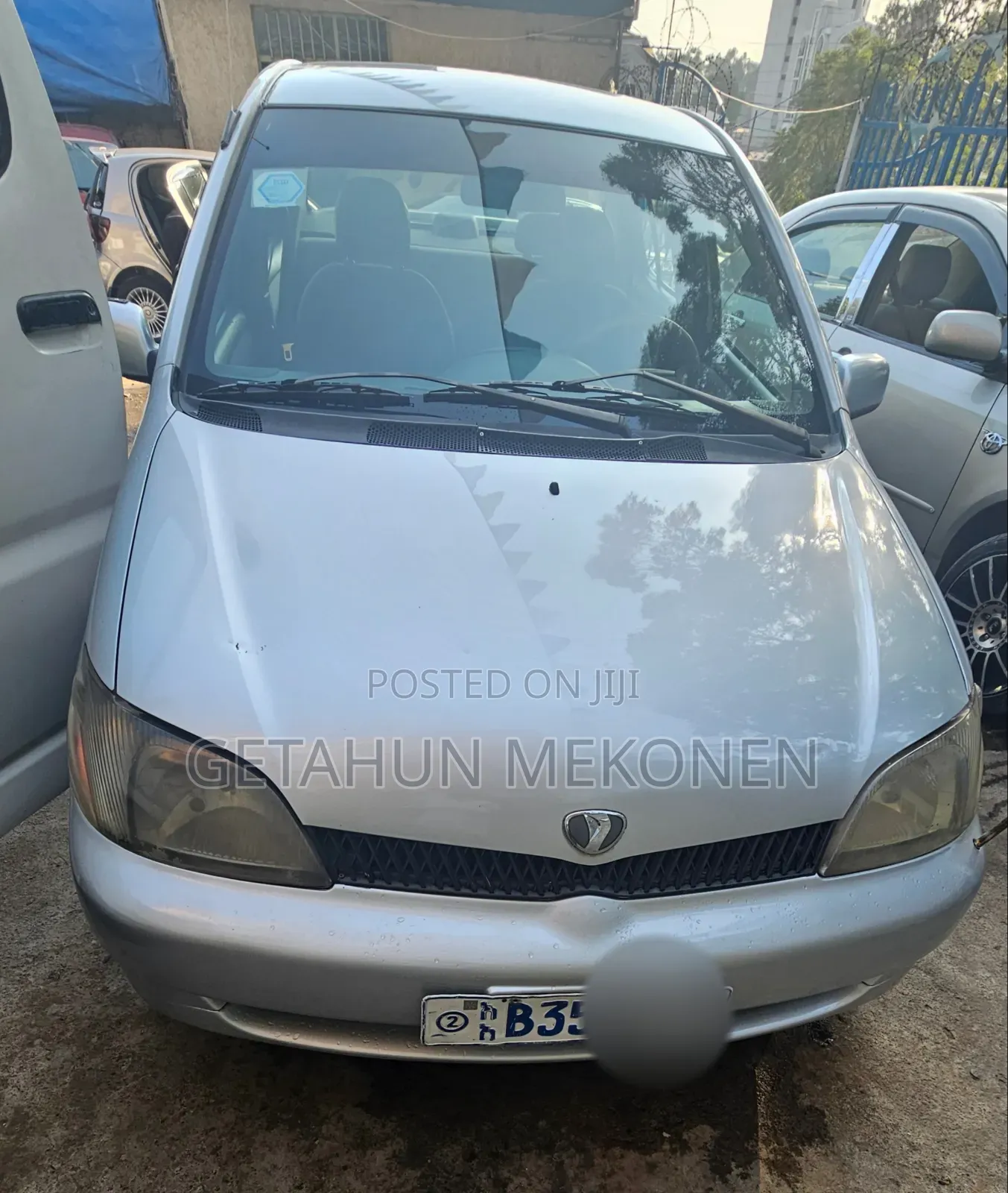 Toyota Platz 2001 Silver