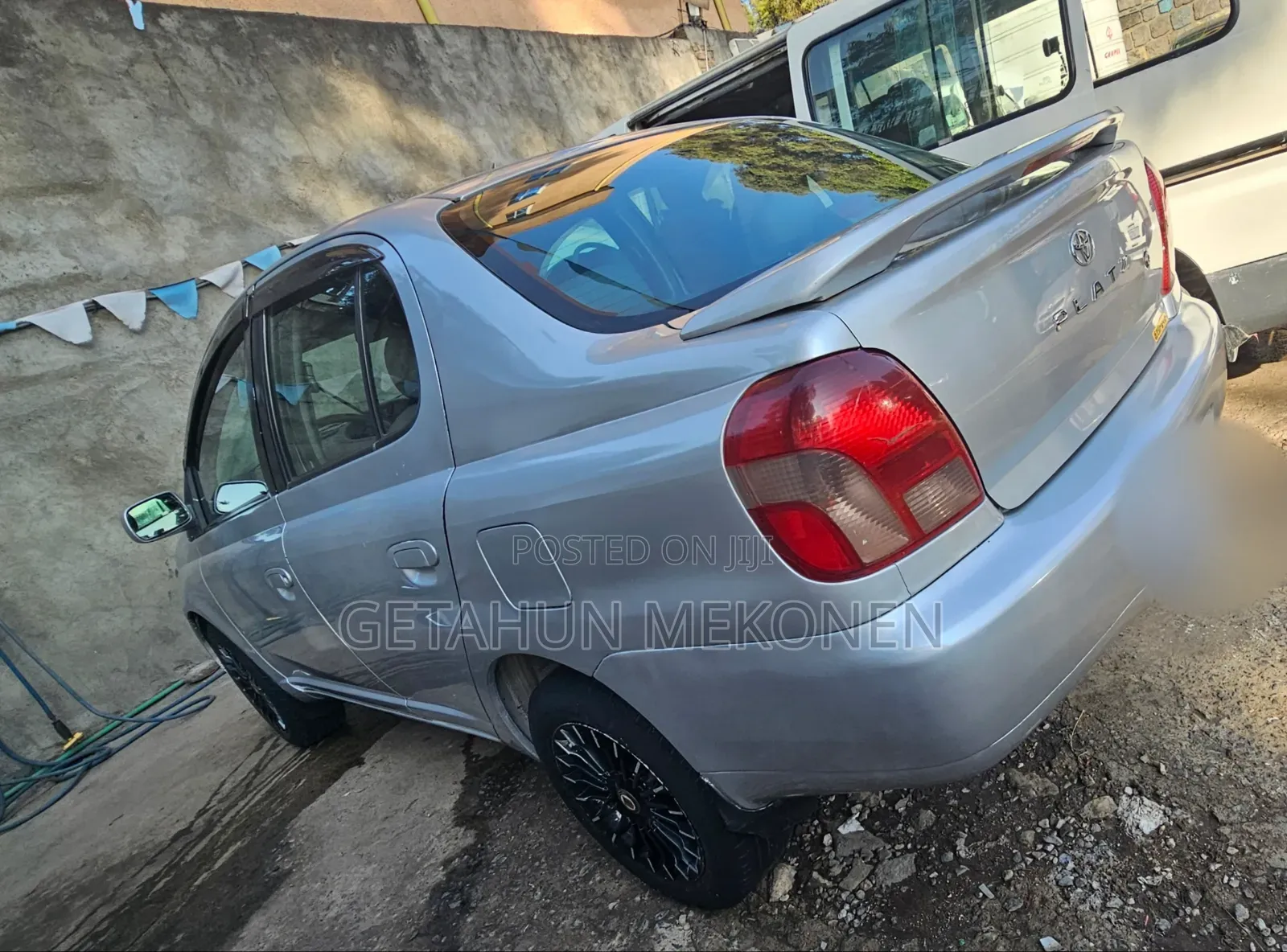 Toyota Platz 2001 Silver