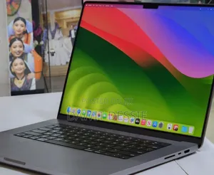 Photo - New Laptop Apple MacBook Pro 2021 M1 32GB Apple M1 SSD 512GB