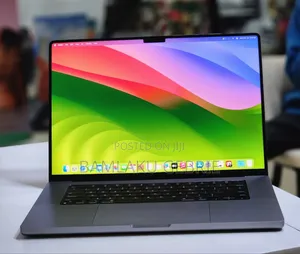 New Laptop Apple MacBook Pro M1 32GB Apple M1 Max SSD 512GB