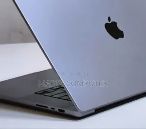 New Laptop Apple MacBook Pro M1 32GB Apple M1 Pro SSD 512GB