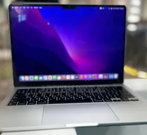 Photo - New Laptop Apple MacBook Air 2022 M2 8GB Apple M2 SSD 256GB