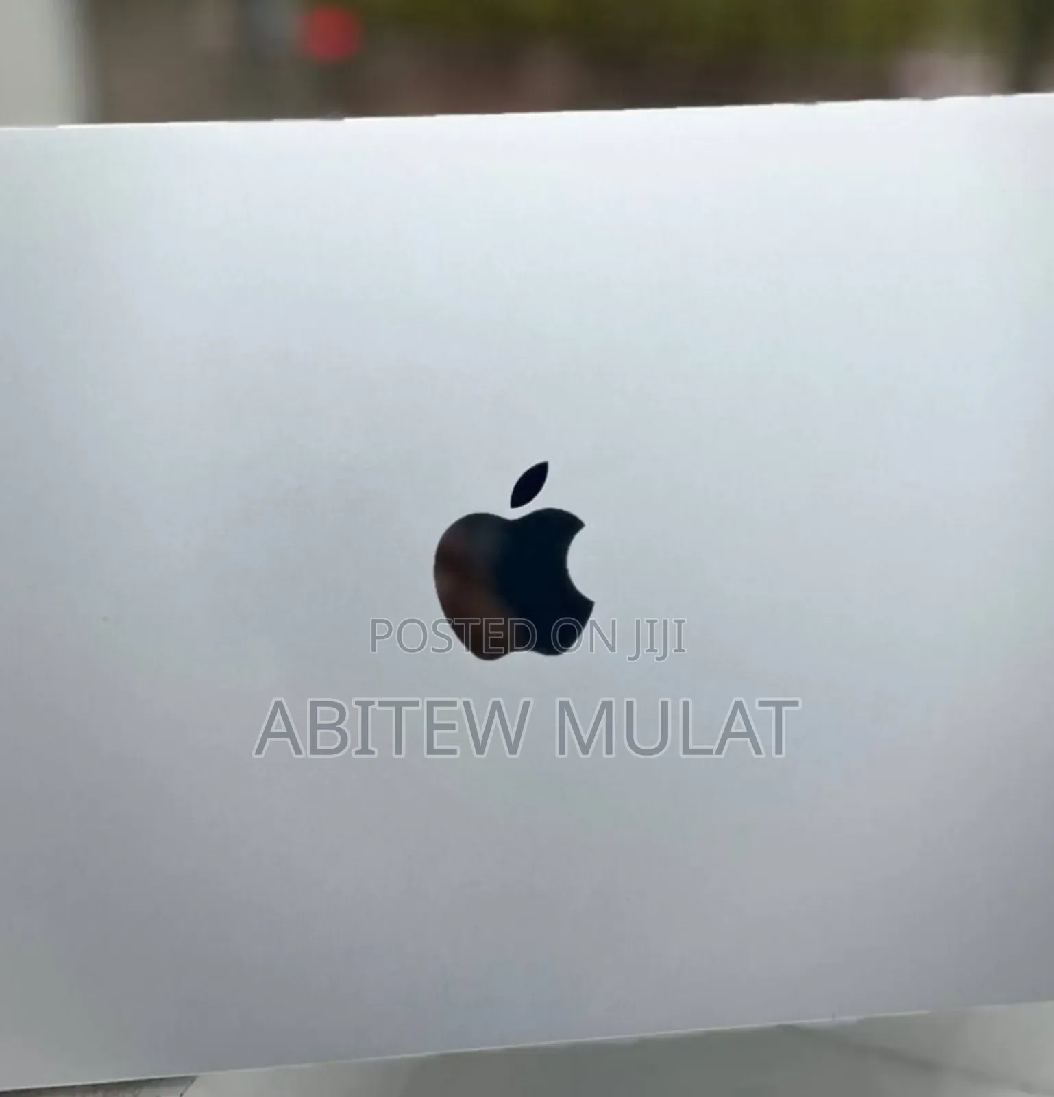 New Laptop Apple MacBook Air 2022 M2 8GB Apple M2 SSD 256GB