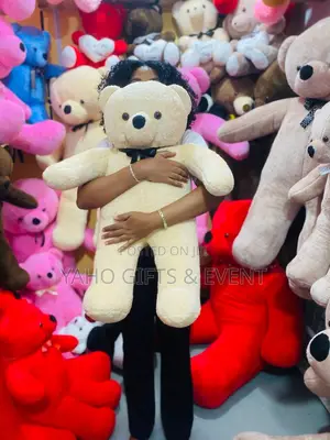 Photo - Cream Color Teddy Bear አሻንጉሊት